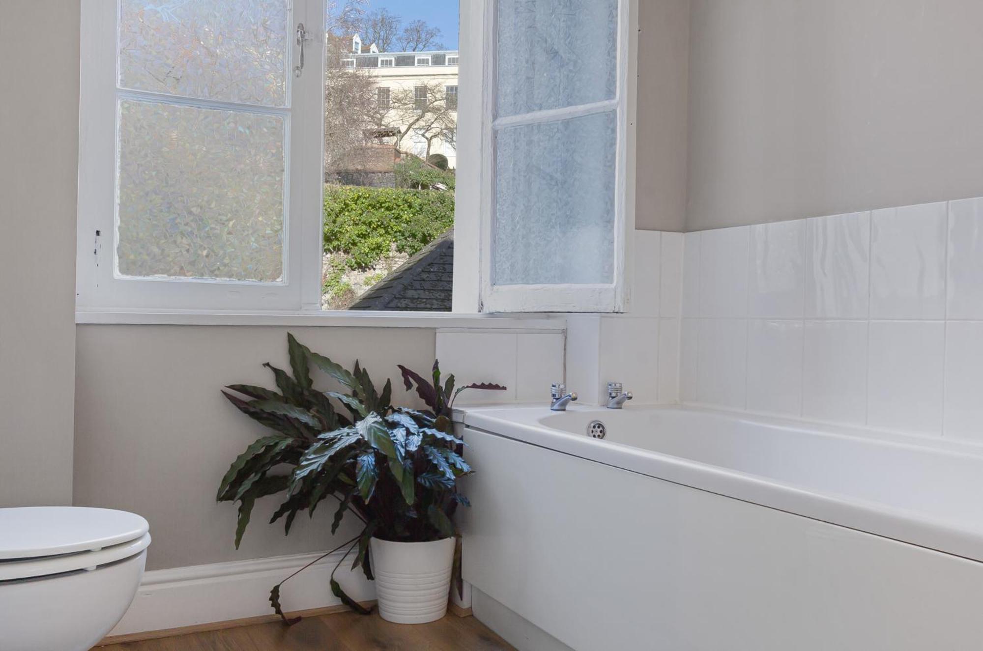 The Ritz 2 Bedroom Serviced By Altoluxoexperience Short Lets & Serviced With Free Wifi Apartment *