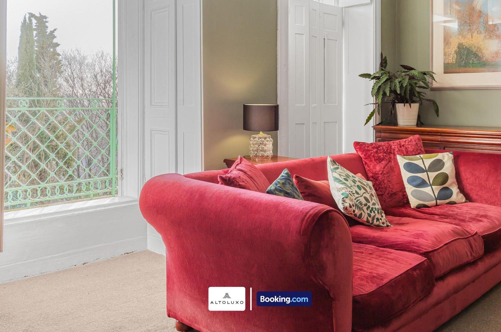 Apartment The Ritz 2 Bedroom Serviced By Altoluxoexperience Short Lets & Serviced With Free Wifi *
